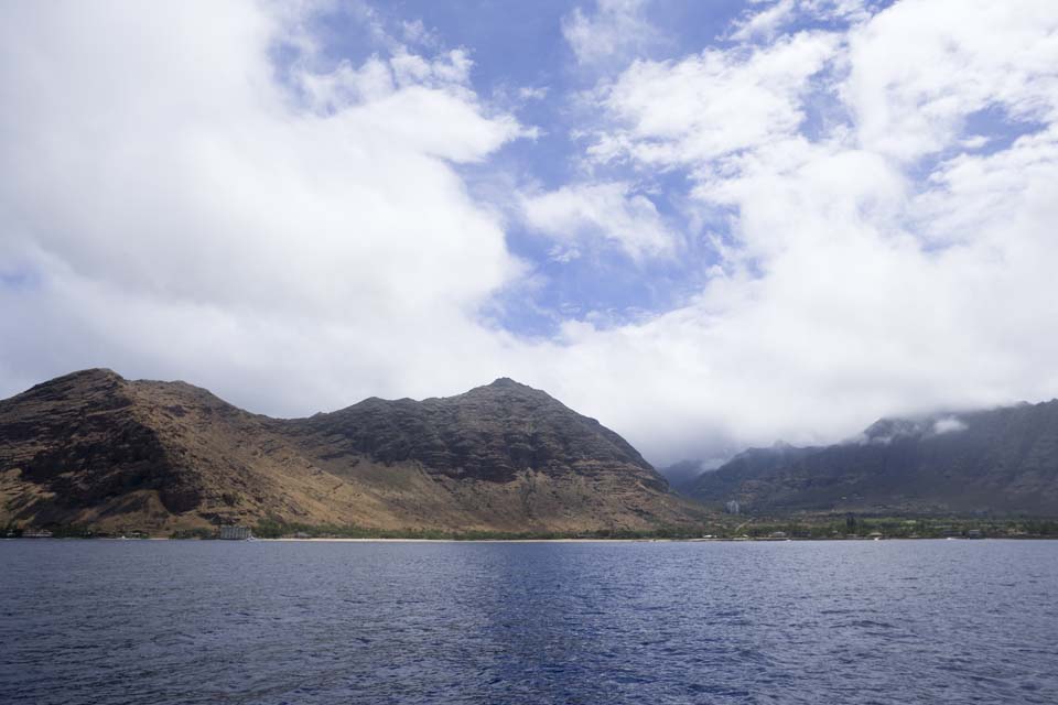 photo,material,free,landscape,picture,stock photo,Creative Commons,Makaha, mountain, The sea, resort, blue sky