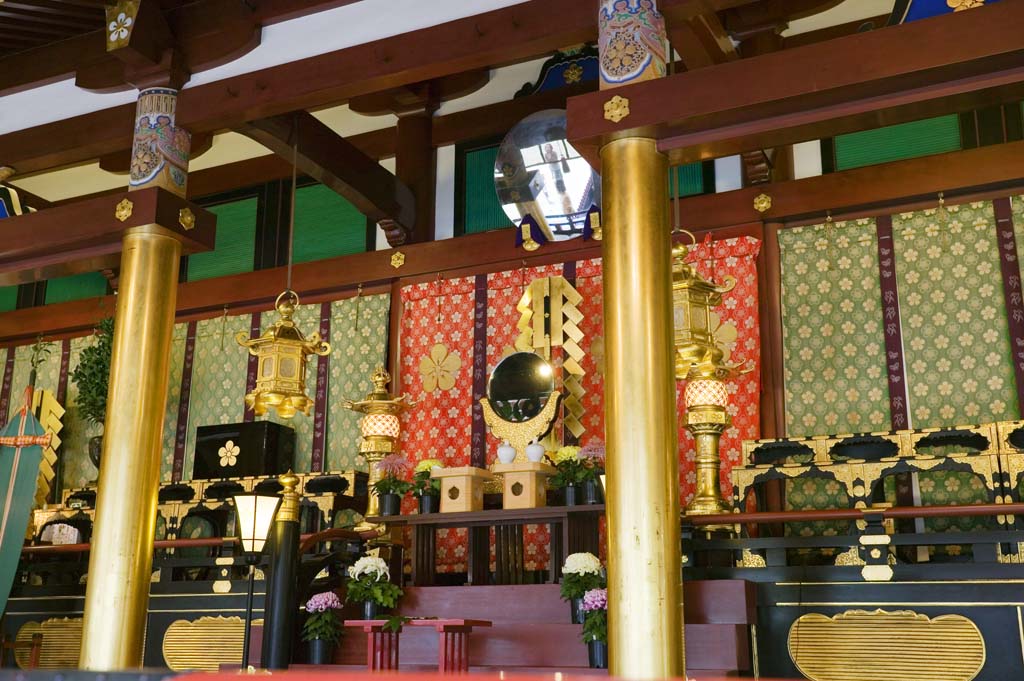 photo,material,free,landscape,picture,stock photo,Creative Commons,Temma, Dazaifu shrine, Michizane Sugawara, mirror, Shinto shrine, Decoration