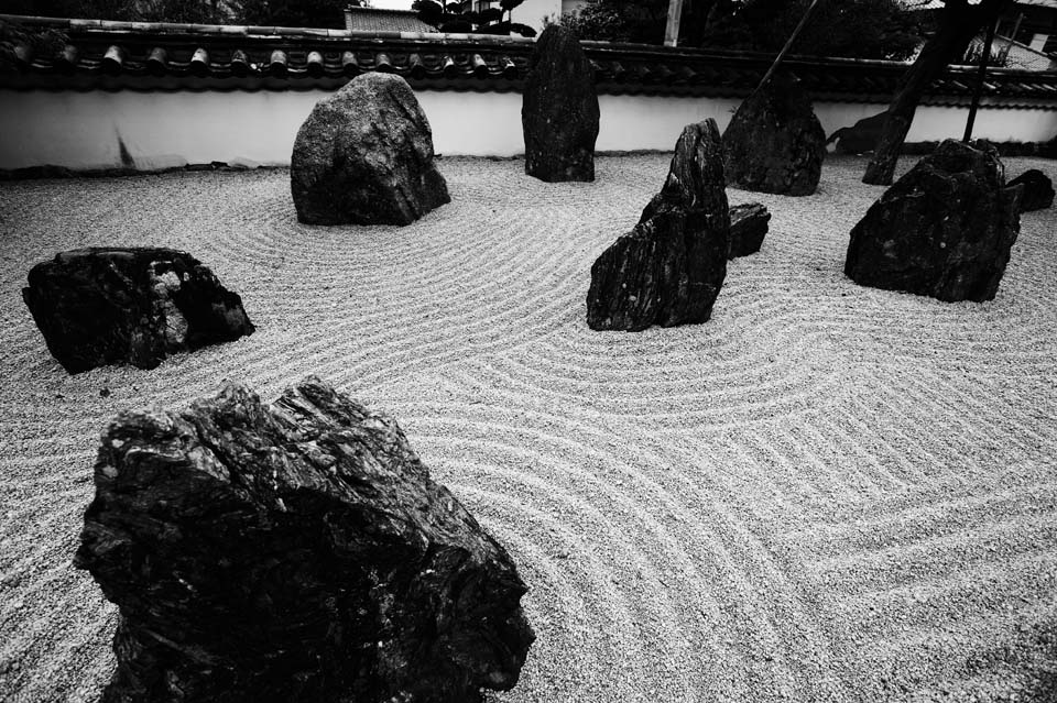fotografia, materiale, libero il panorama, dipinga, fotografia di scorta,Un giardino di pietra di un tempio leggero che appartiene alla setta Zen, panorama asciutto giardino giapponese, culli giardino, disegno di sabbia, 