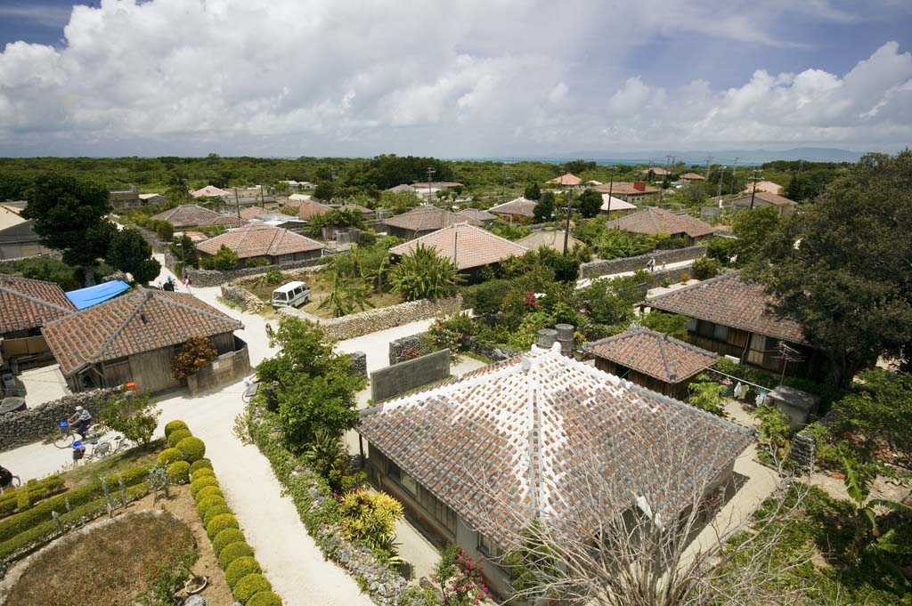 Foto, materieel, vrij, landschap, schilderstuk, bevoorraden foto,Taketomi-jima Eiland stad wijk, Dak, Okinawa, Tichel, Wolk