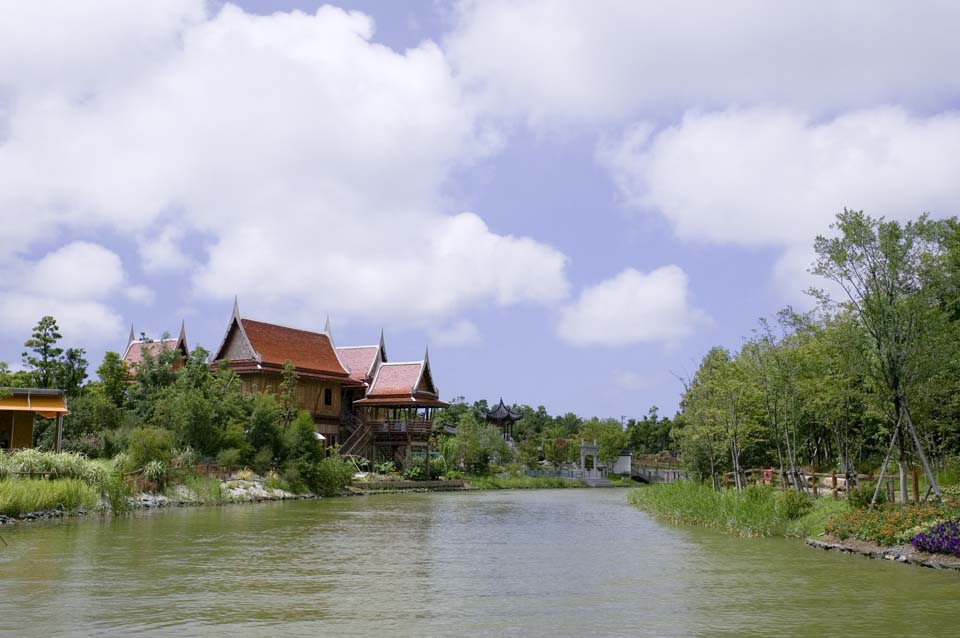 Foto, materieel, vrij, landschap, schilderstuk, bevoorraden foto,Een waterside van een zee brasem-zoals gebouw, Thailander grond, Sebream, Dak, Rivier