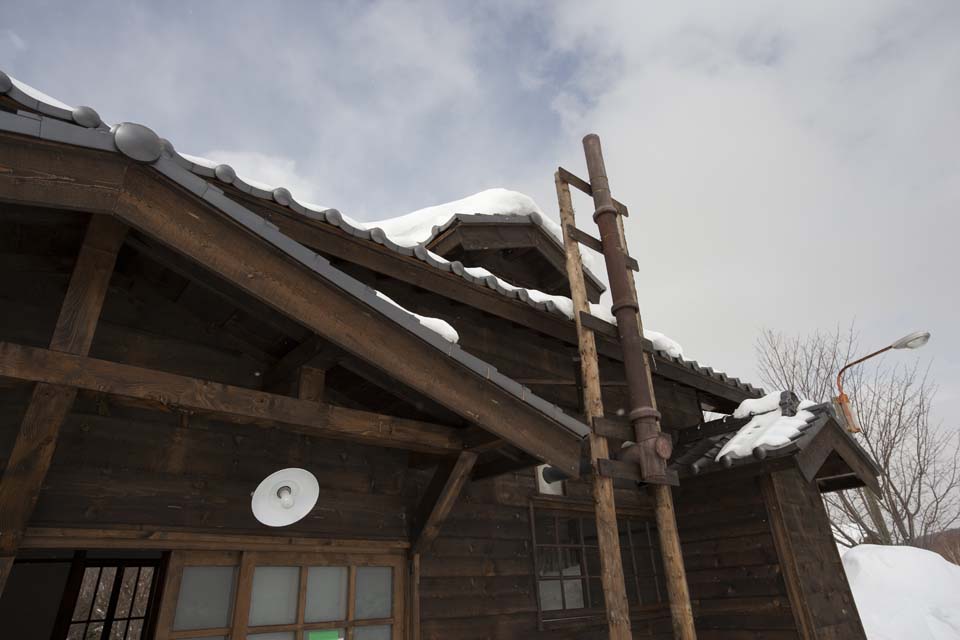 Foto, materieel, vrij, landschap, schilderstuk, bevoorraden foto,Een gevangenis personeel hoogwaardigheidsbekleder behuizing, Abashiri kerker, Van hout, Een elektrische gloeilamp, Het is besneeuwd