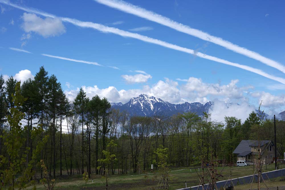 Foto, materiell, befreit, Landschaft, Bild, hat Foto auf Lager,Yatsugatake frhen Sommers, Yatsugatake, Die schneebedeckten Berge, Plateau, Die Villa lief auf Grund