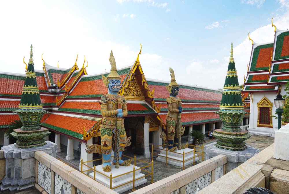 Foto, materiell, befreit, Landschaft, Bild, hat Foto auf Lager,Eine thailndische Htergottheit, Gold, Buddha, Tempel vom smaragdgrnen Buddha, Besichtigung