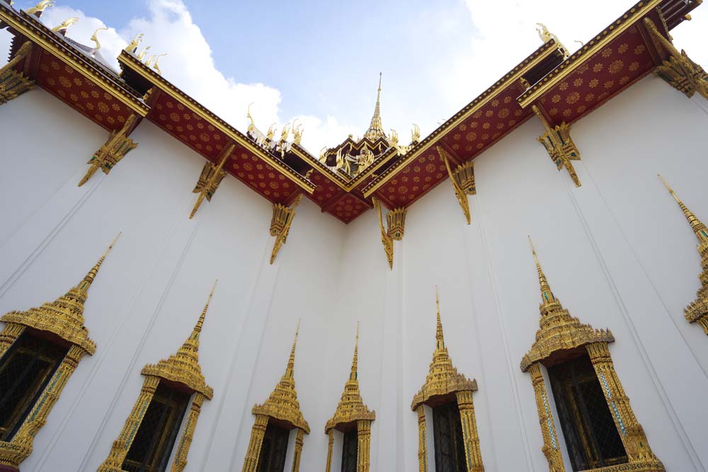 photo,material,free,landscape,picture,stock photo,Creative Commons,A DuSuitto shrine, Gold, Buddha, The royal palace, Sightseeing