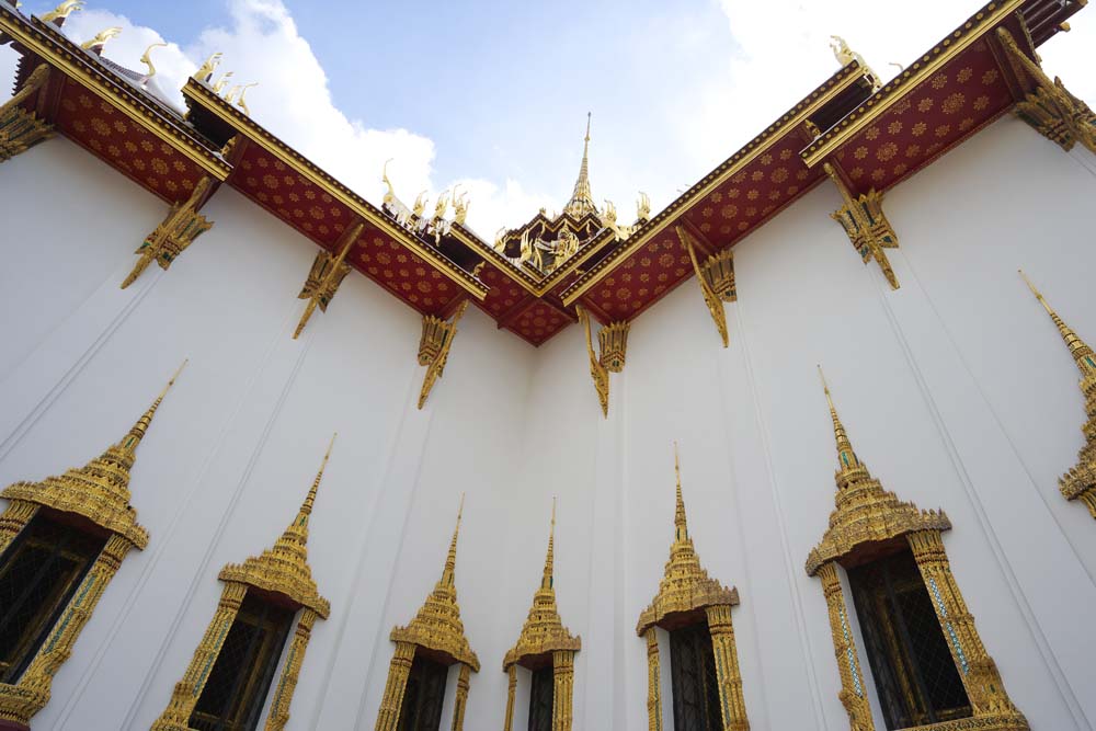 photo,material,free,landscape,picture,stock photo,Creative Commons,A DuSuitto shrine, Gold, Buddha, The royal palace, Sightseeing
