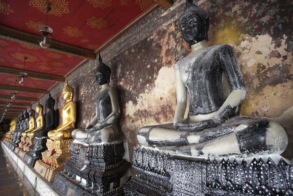 photo, la matire, libre, amnage, dcrivez, photo de la rserve,Une image de Wat Suthat, temple, Image bouddhiste, couloir, Bangkok