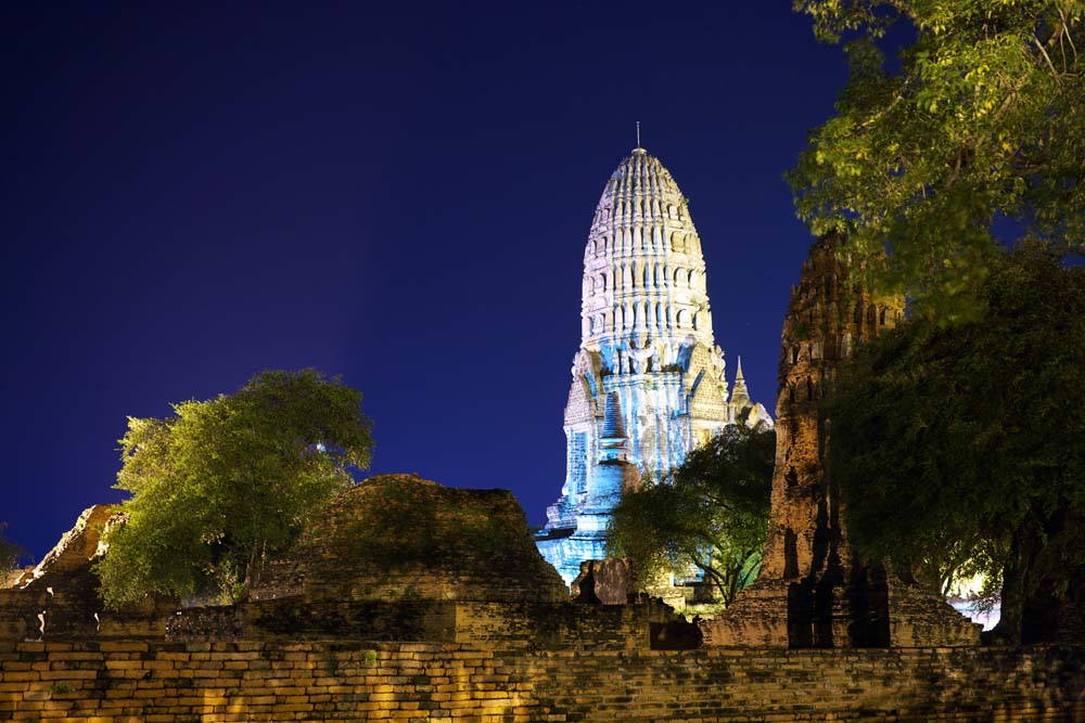 photo,material,free,landscape,picture,stock photo,Creative Commons,Wat Ratchaburana, World's cultural heritage, Buddhism, building, Ayutthaya remains