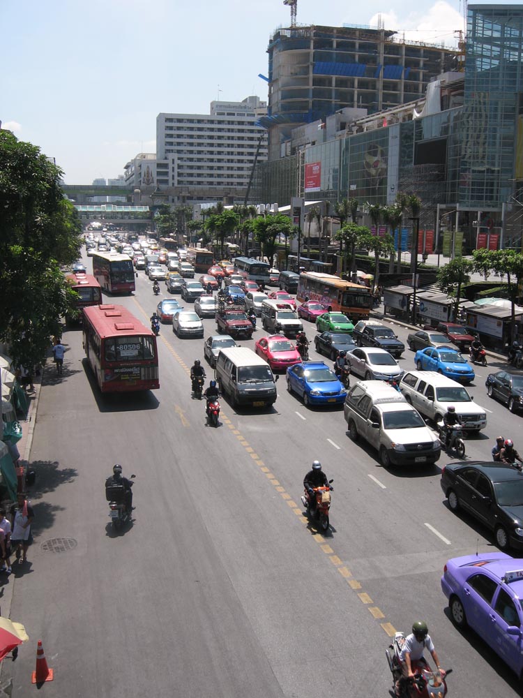 Foto, materiell, befreit, Landschaft, Bild, hat Foto auf Lager,Bangkok-Strae, Auto, Motorrad, Strae, Asphalt