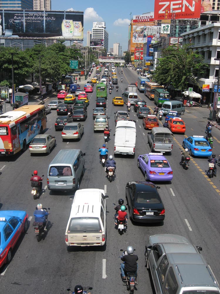 Foto, materiell, befreit, Landschaft, Bild, hat Foto auf Lager,Bangkok-Strae, Auto, Motorrad, Strae, Asphalt