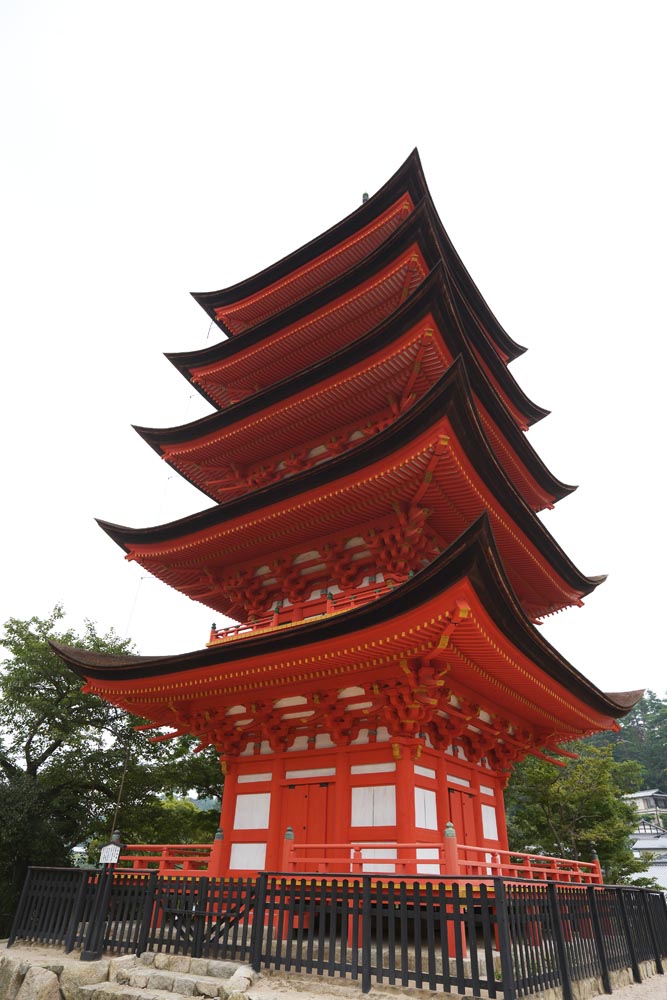 photo, la matire, libre, amnage, dcrivez, photo de la rserve,Cinq pagode Storeyed de temple Itsukushima-jinja, L'hritage culturel de Monde, Cinq pagode Storeyed, Temple shintoste, Je suis rouge du cinabre