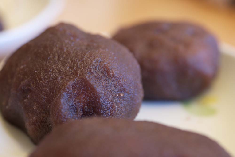 Foto, materiell, befreit, Landschaft, Bild, hat Foto auf Lager,Ein Schmutzreiskuchen, Schmutzreiskuchen, Ich reie es weg, Reisklo deckte mit Bohnenmarmelade, Fllung timt Reiskuchen