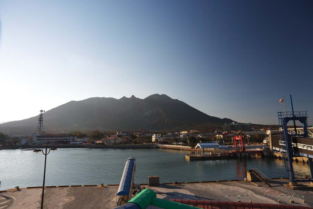 photo,material,free,landscape,picture,stock photo,Creative Commons,Shimabara outport, port, ferry, mountain, Shimabara