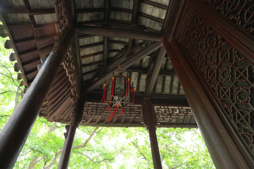 photo,material,free,landscape,picture,stock photo,Creative Commons,Forest incense building of Zhuozhengyuan, pillar, roof, world heritage, garden