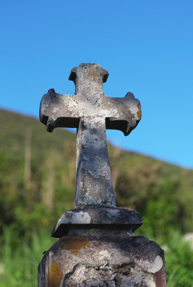 photo,material,free,landscape,picture,stock photo,Creative Commons,A Catholic gravestone, gravestone, Christianity, cross, graveyard