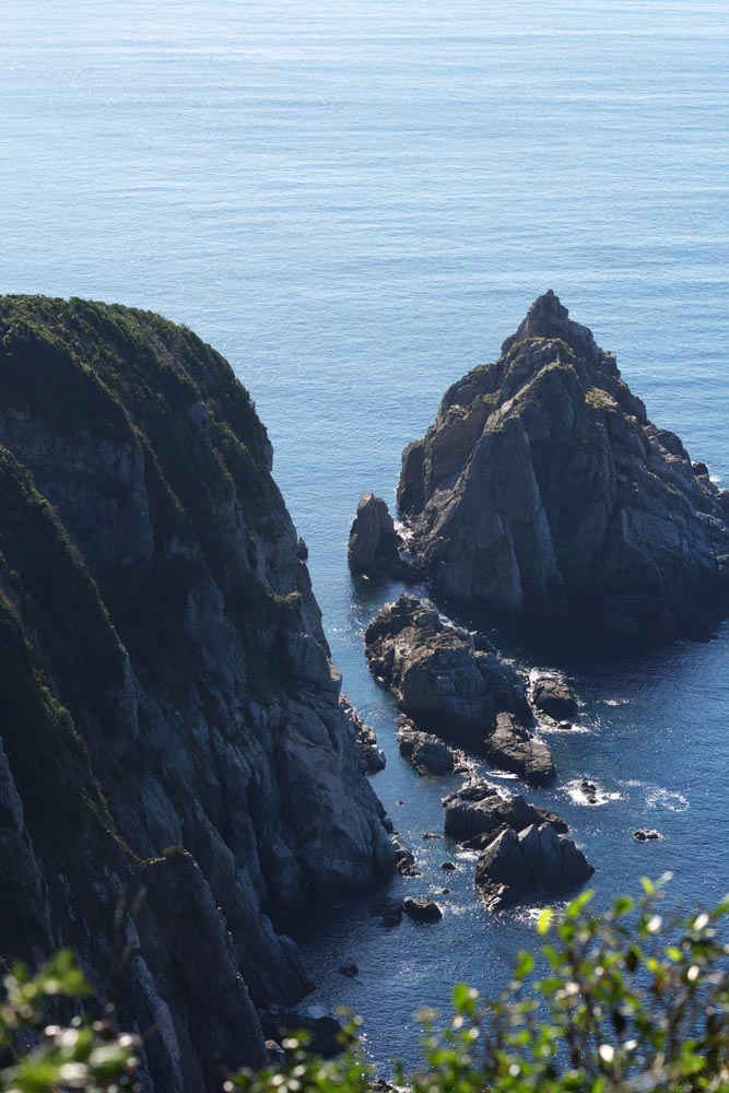 photo,material,free,landscape,picture,stock photo,Creative Commons,A cliff to the East China Sea, cliff, The sea, blue sky, The East China Sea