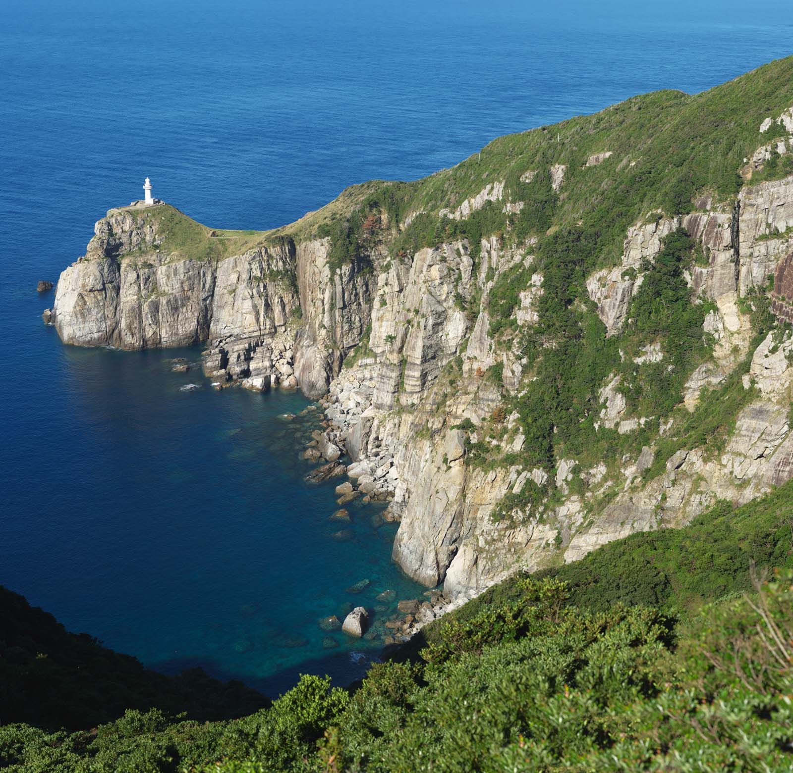 photo,material,free,landscape,picture,stock photo,Creative Commons,Great Sezaki Lighthouse, cliff, The sea, blue sky, Great Sezaki Lighthouse