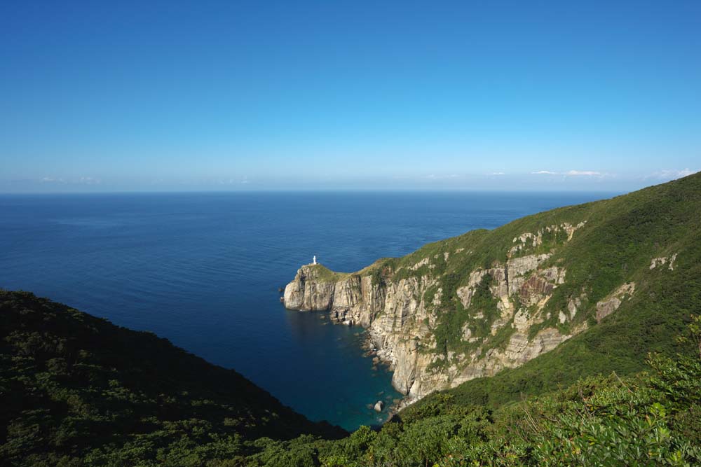 photo,material,free,landscape,picture,stock photo,Creative Commons,Great Sezaki Lighthouse, cliff, The sea, blue sky, Great Sezaki Lighthouse