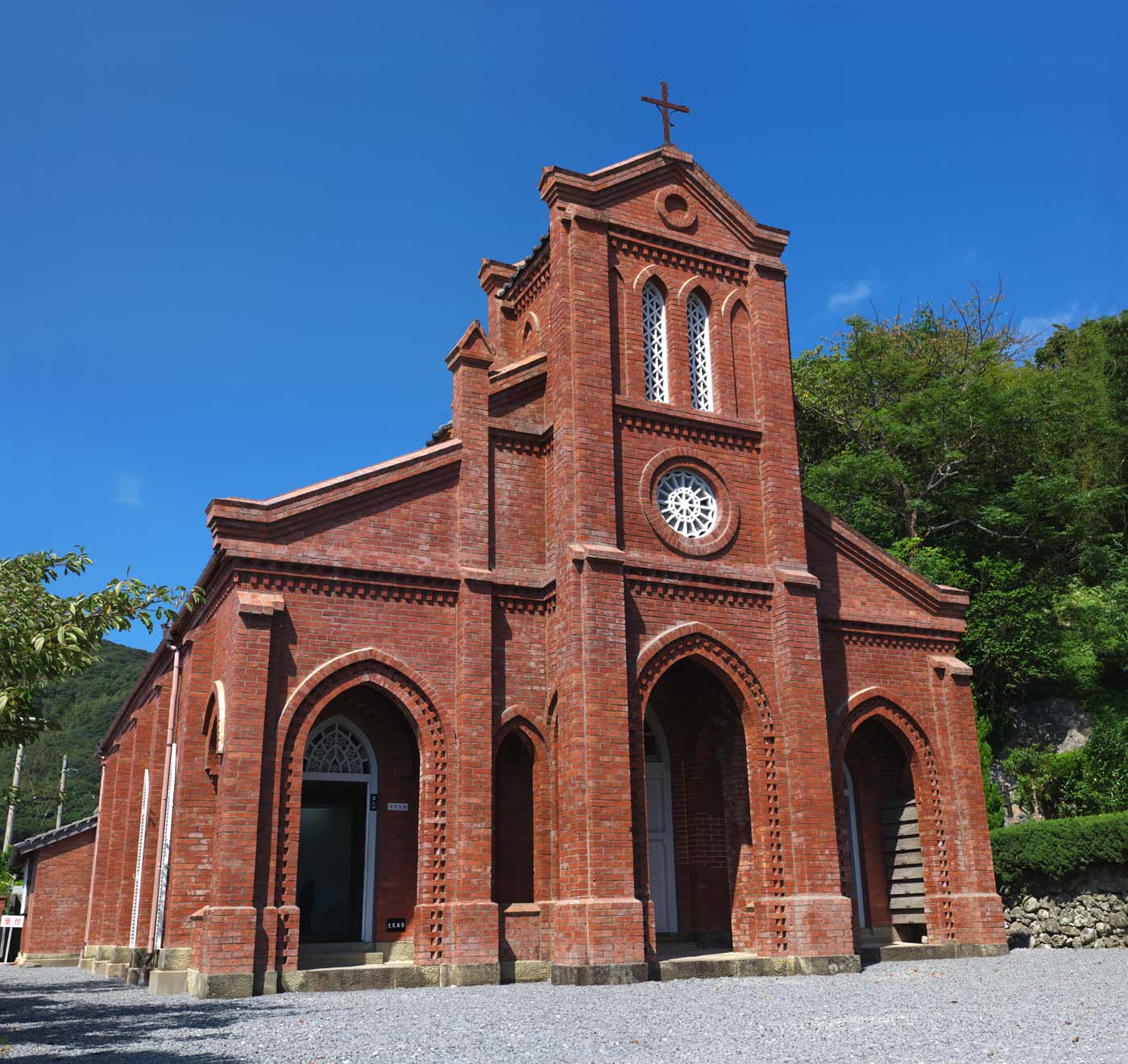 photo, la matire, libre, amnage, dcrivez, photo de la rserve,Seigneur Dozaki de temple de Ciel, Il est construit de brique, Christianisme, croix, ciel bleu