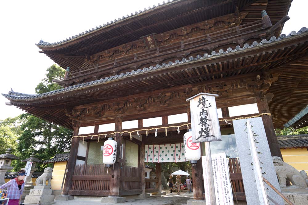 photo,material,free,landscape,picture,stock photo,Creative Commons,Kompira-san Shrine Daimon, Shinto shrine Buddhist temple, lantern, wooden building, Shinto