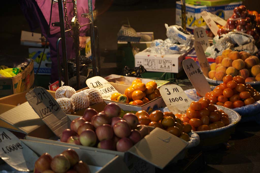 photo, la matire, libre, amnage, dcrivez, photo de la rserve,Une stalle de rue du fruit, position, vender de rue, persimmon, Une pomme