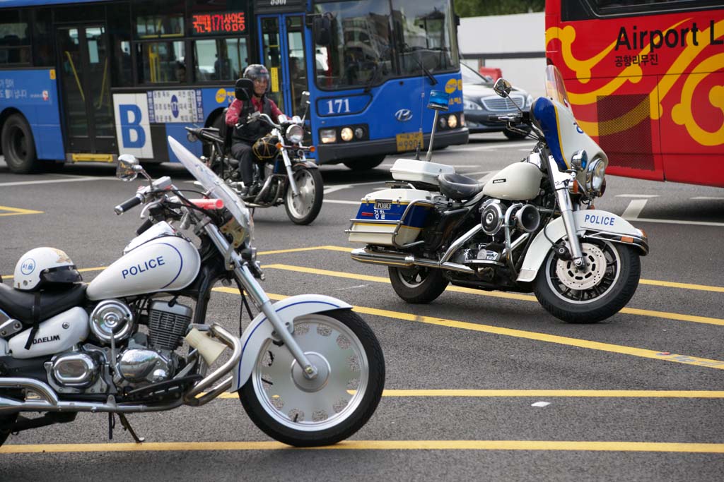 fotografia, materiale, libero il panorama, dipinga, fotografia di scorta,Una motocicletta di polizia bianca coreana, La polizia, Polizia di traffico, Perlustrazione, Il controllo