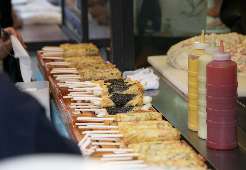 fotografia, materiale, libero il panorama, dipinga, fotografia di scorta,La bancarella del cibo fritto in olio, Palle di pesce fritte, gemma di pasta, Carne di pesce, Ketchup