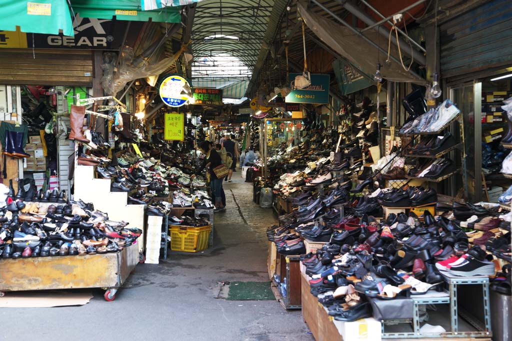 Foto, materieel, vrij, landschap, schilderstuk, bevoorraden foto,Dongdaemun brengen op de markt, Schoeisel, Markt, Tokio Universitaire poort markt, Dongdaemun-sijang