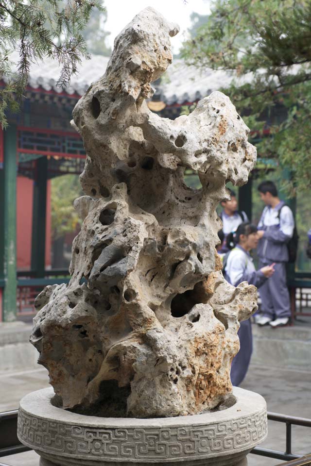 photo,material,free,landscape,picture,stock photo,Creative Commons,Taihu Lake stone's Summer Palace, Odd stone, Rocks, Ornament, Hole