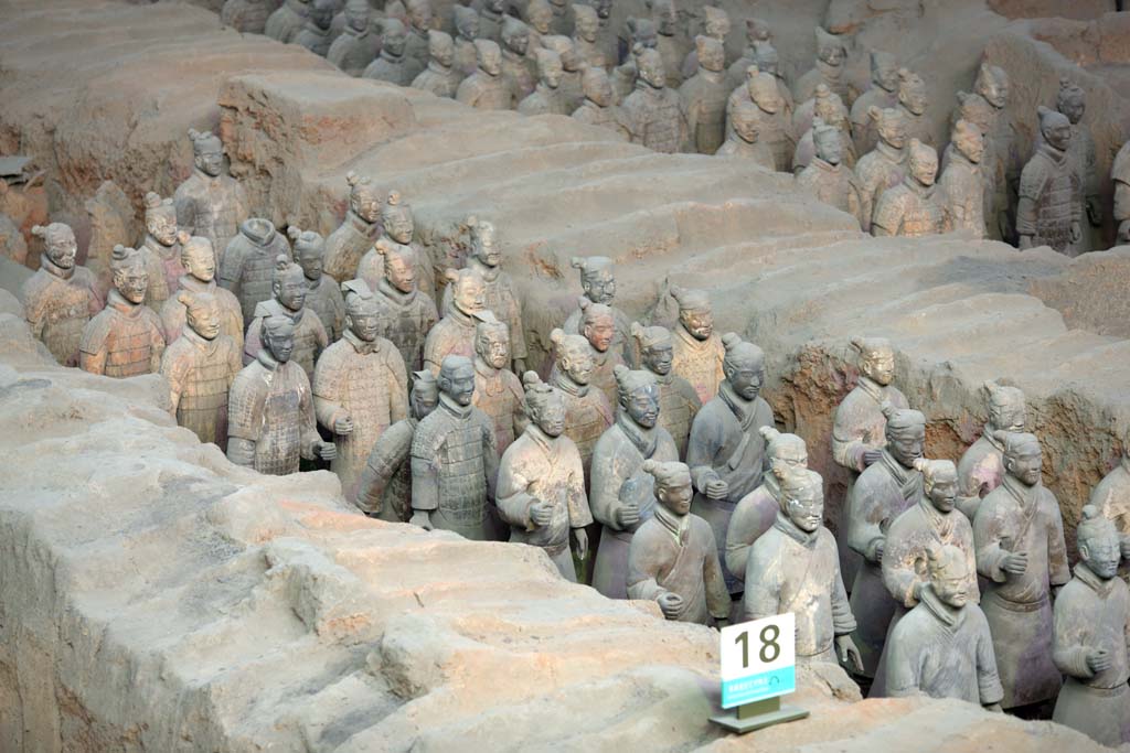 photo,material,free,landscape,picture,stock photo,Creative Commons,Terracotta Warriors in Pit No.1, Terra Cotta Warriors, Ancient people, Tomb, World Heritage