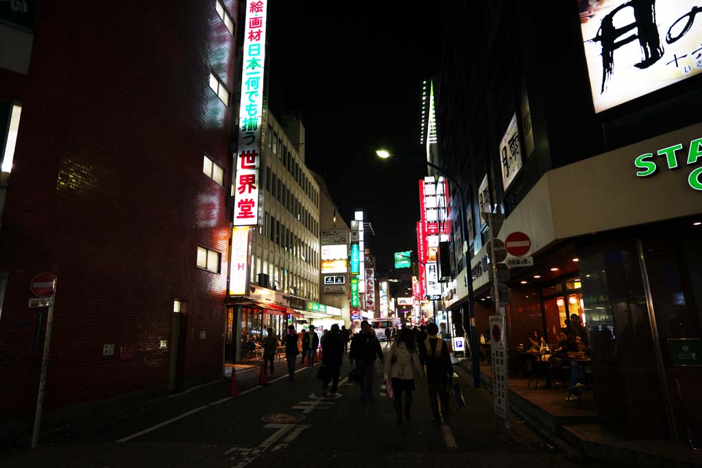 photo,material,free,landscape,picture,stock photo,Creative Commons,Shinjuku at night, Starbucks, Alley, Sign, Neon