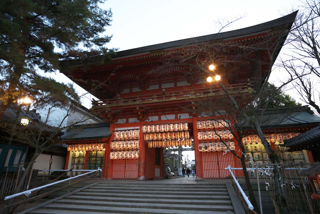 Foto, materiell, befreit, Landschaft, Bild, hat Foto auf Lager,Yasaka-Schrein South Gate, Laterne, Zhu-berzug, Gion, SUSANOWONOMIKOTO