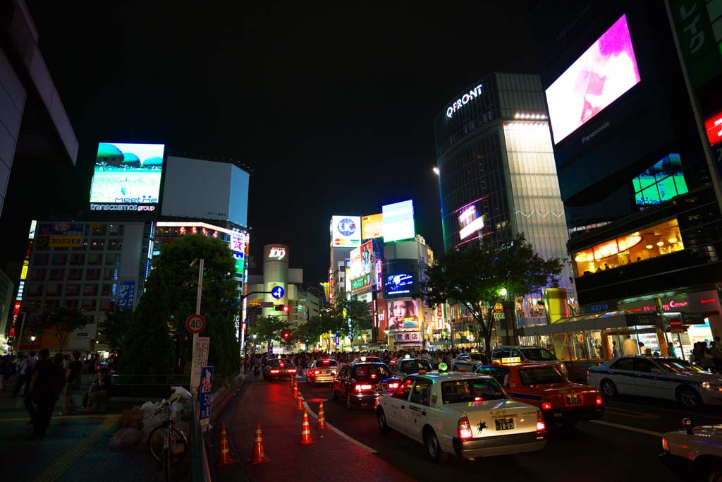 Foto, materieel, vrij, landschap, schilderstuk, bevoorraden foto,De avond van Shibuya Station, Benedenstad, Taxi, Illuminering, Neon