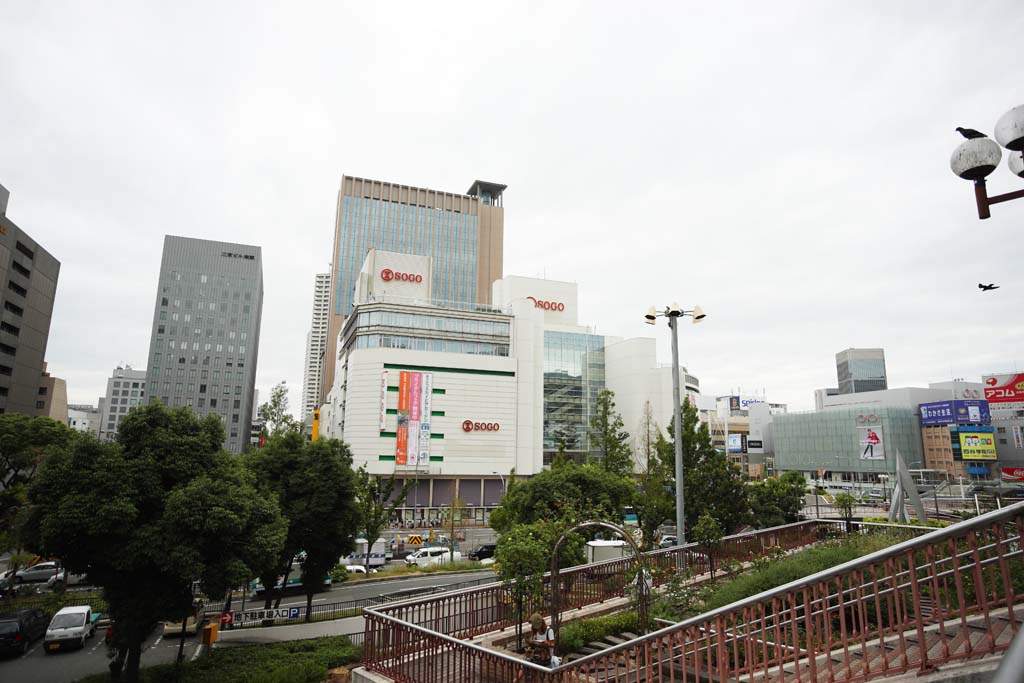 photo,material,free,landscape,picture,stock photo,Creative Commons,The Sannomiya station square, Sannomiya, department store, Downtown, Kansai