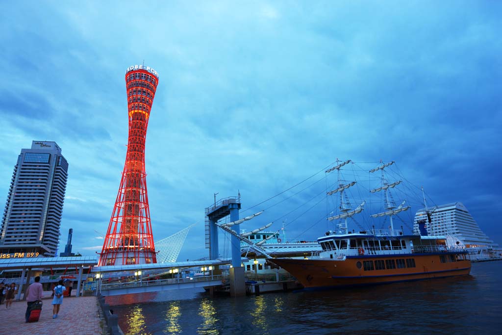 foto,tela,gratis,paisaje,fotografa,idea,Movimiento amplio de puerto de Kobe del ojo del anochecer, Puerto, Torre de puerto, Barco de recreo, Atraccin turstica