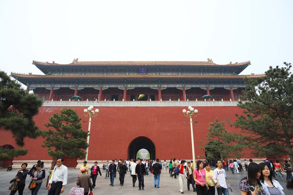 photo,material,free,landscape,picture,stock photo,Creative Commons,The edge gate, I am painted in red, phlegm thing, red wall, lofty building