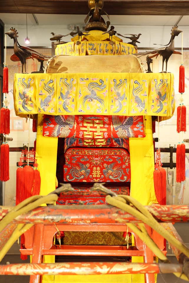 photo,material,free,landscape,picture,stock photo,Creative Commons,The sedan chair of the empress, , Chinese style, Authority, Chinese phoenix