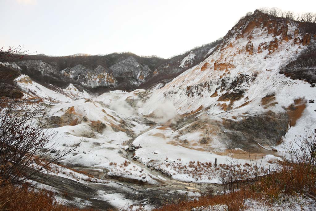 photo,material,free,landscape,picture,stock photo,Creative Commons,Noboribetsu Onsen Hell Valley, hot spring, Sulfur, Terrestrial heat, volcano