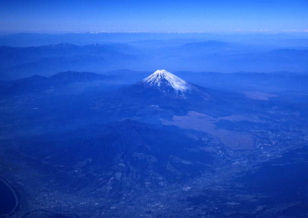 photo,material,free,landscape,picture,stock photo,Creative Commons,Looking down Mt. Fuji, sky, mountain, , 