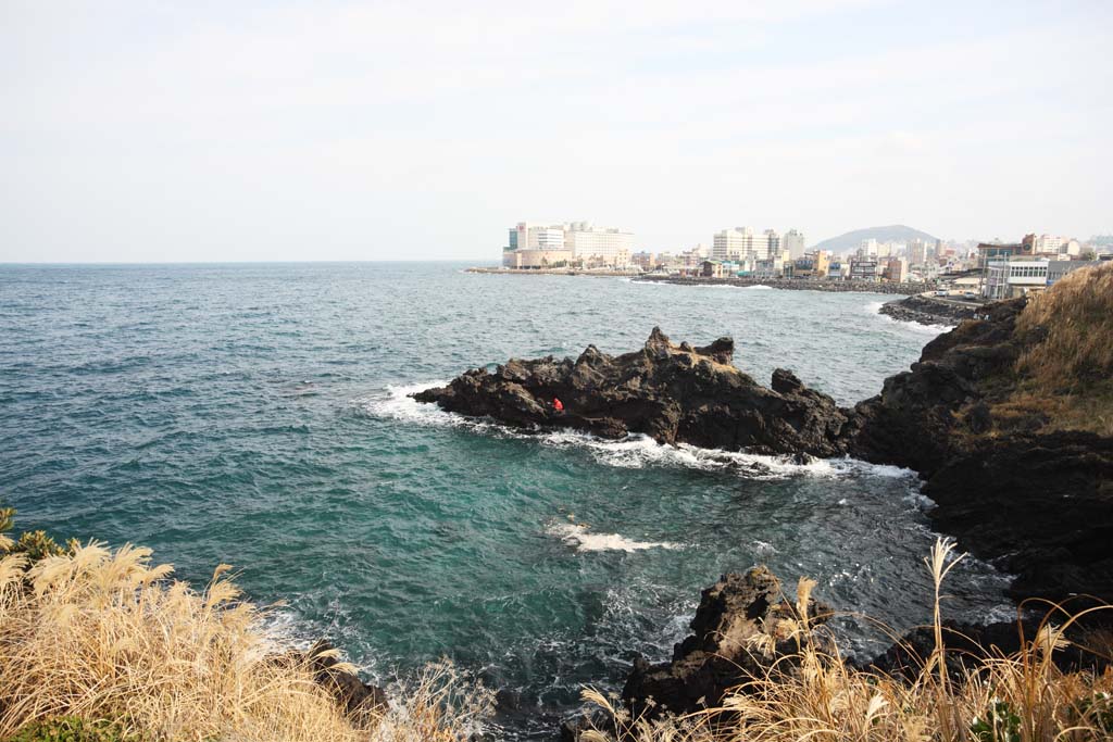 fotografia, materiale, libero il panorama, dipinga, fotografia di scorta,La spiaggia di Isola di Cheju, Testa di dragone Rock, Yongduam, spiaggia, pescatore