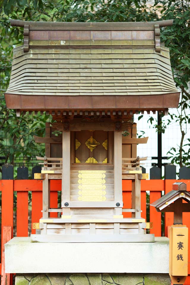 photo,material,free,landscape,picture,stock photo,Creative Commons,Shimogamo Shrine Inno-sha, An offertory box, wooden building, Storehouse flash of lightning God, Imperial seal Oga
