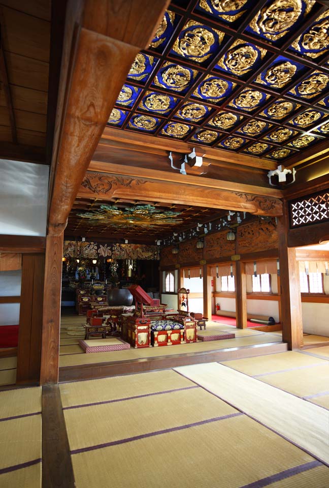 photo, la matire, libre, amnage, dcrivez, photo de la rserve,Le couloir principal de Shibamata Taishaku-dix Temple, les tatami nattent, sculpture, dragon, Accessoires d'autel bouddhistes
