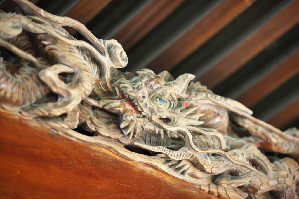 photo,material,free,landscape,picture,stock photo,Creative Commons,Shibamata Taishaku-ten Temple sculpture, dragon, sculpture, grain of wood, Buddhism