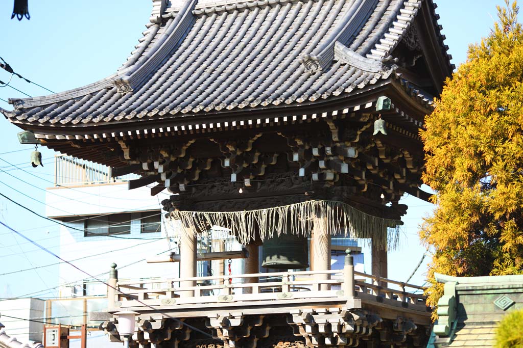 photo,material,free,landscape,picture,stock photo,Creative Commons,Shibamata Sakra Deranam Indra bell tower, temple bell, Shinto straw festoon, roof tile, Buddhism