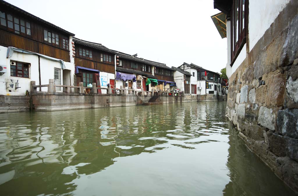 Foto, materiell, befreit, Landschaft, Bild, hat Foto auf Lager,Zhujiajiao-Kanal, Wasserstrae, Die Oberflche des Wassers, Ishigaki, weie Mauer