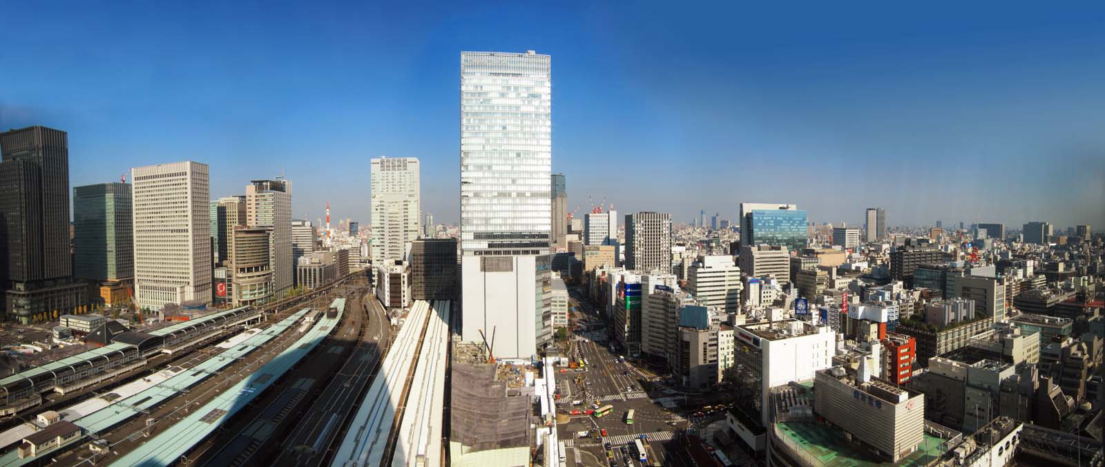 photo,material,free,landscape,picture,stock photo,Creative Commons,Tokyo panorama, Building group, platform, Tokyo Station, Redevelopment