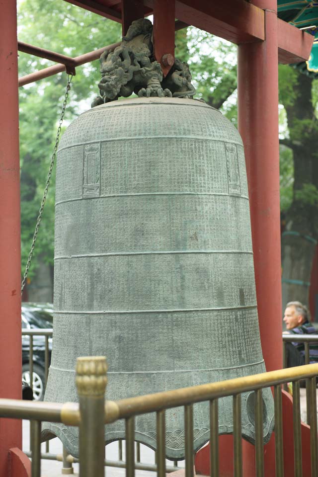 foto,tela,gratis,paisaje,fotografa,idea,Un campana del templo de Yonghe Temple, Campana, Bronce, Dragn, Chaitya