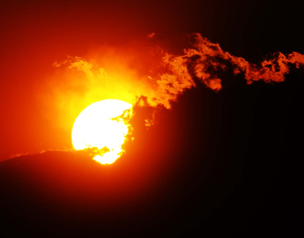 photo,material,free,landscape,picture,stock photo,Creative Commons,Mt. Fuji of the destruction by fire, Setting sun, Mt. Fuji, Red, cloud