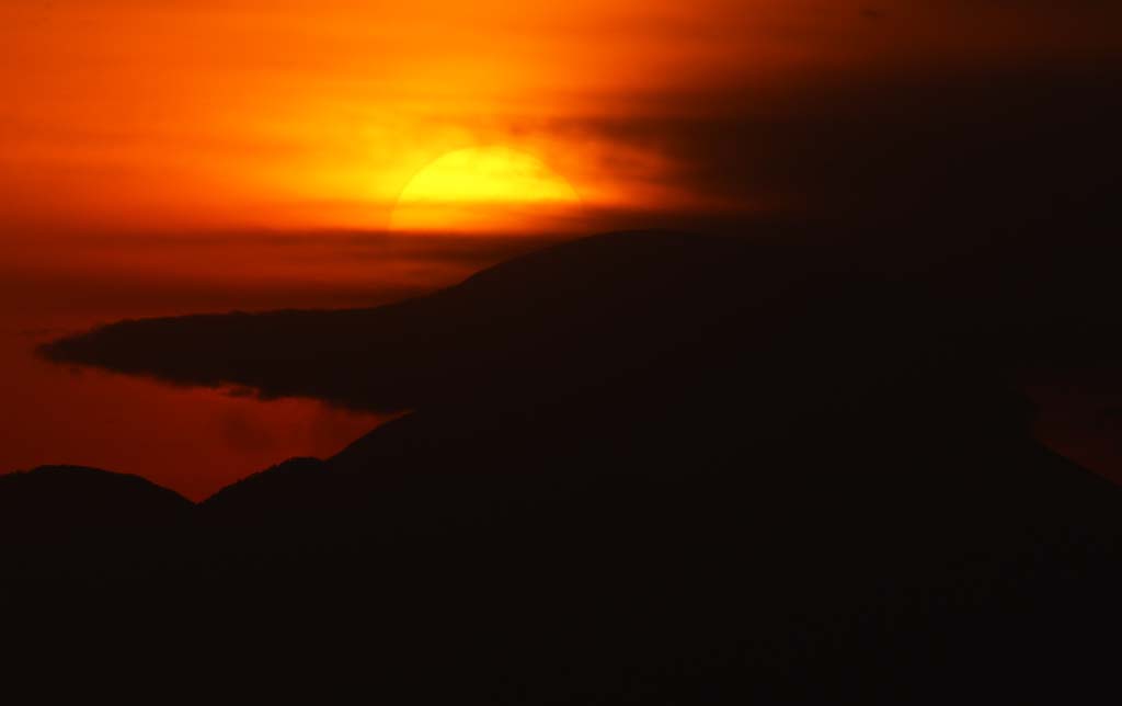 Foto, materieel, vrij, landschap, schilderstuk, bevoorraden foto,Mt. Fuji van de schemering, Instelling zon, Mt. Fuji, Rood, Wolk