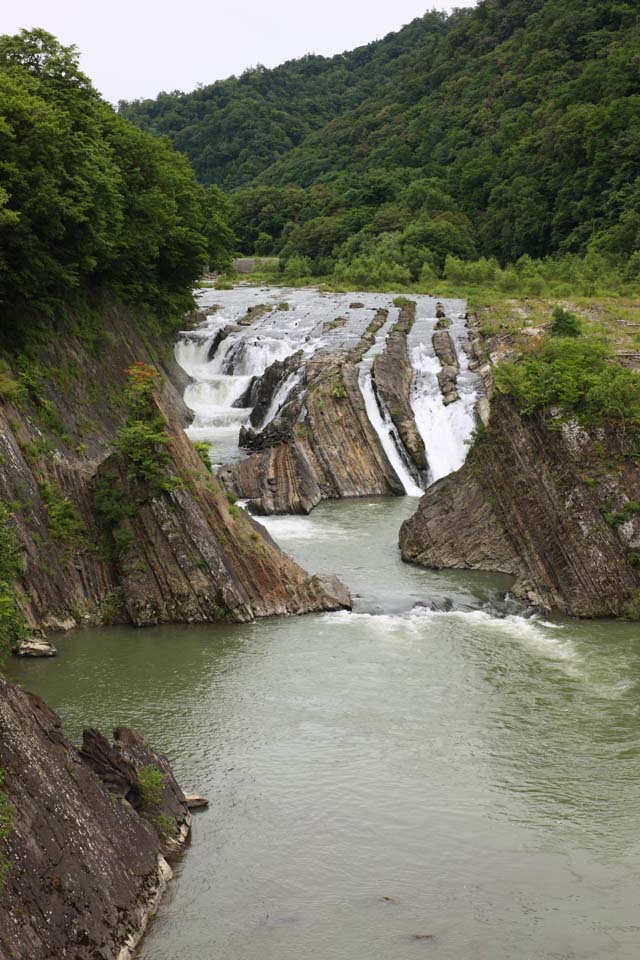 Foto, materiell, befreit, Landschaft, Bild, hat Foto auf Lager,Yubari-Fluss, Stein, jungfrulicher Wald, Schicht, Strmung